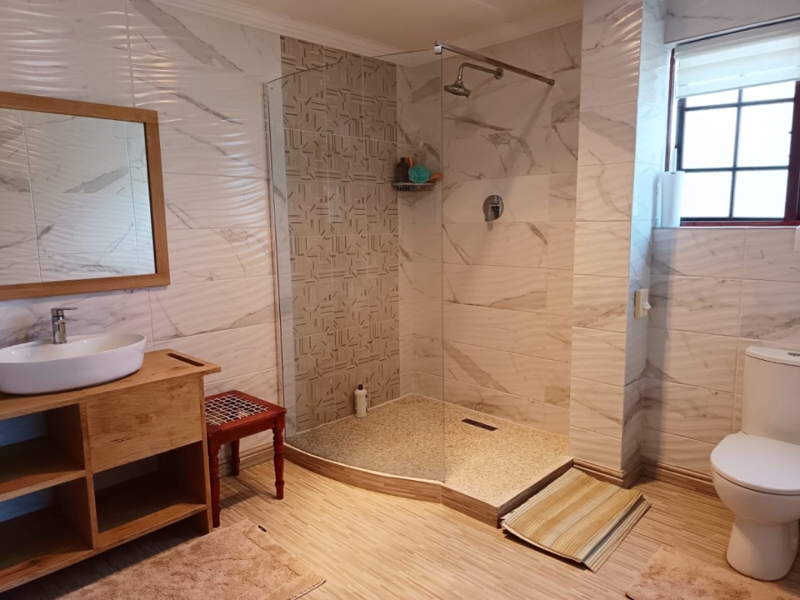 7 Bedroom Property for Sale in Wilderness Central Western Cape